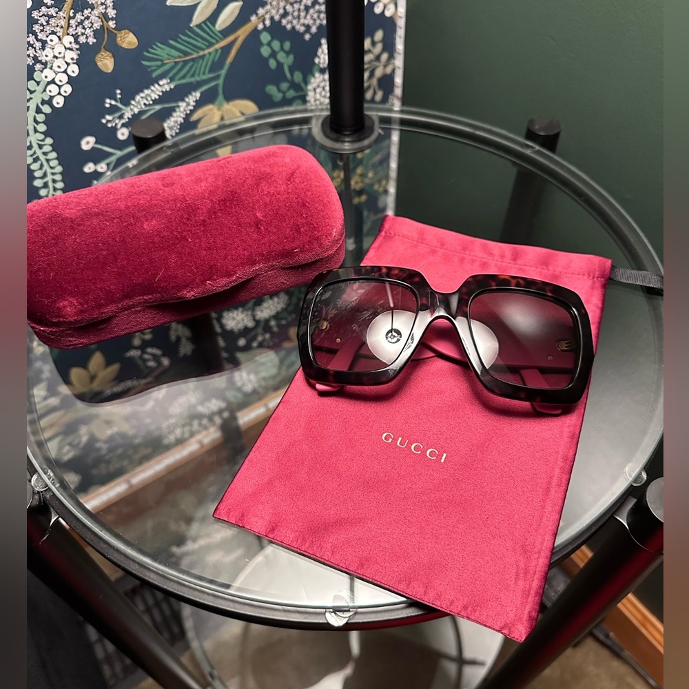 Gucci Sunglasses GG0102S